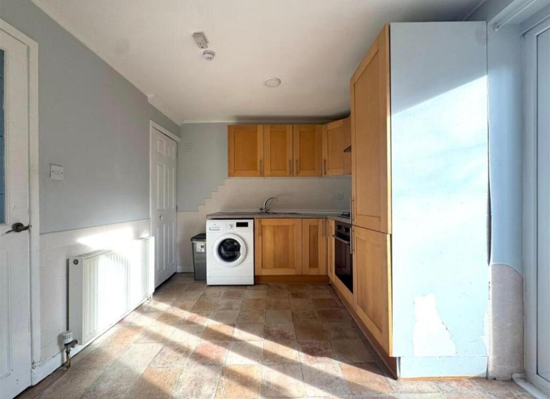 Cosy Brighouse 3 Bed House-Great For Contractors Lägenhet Exteriör bild